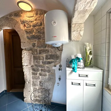 Apartment Diocletian Wine Ii Split